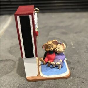 Hallmark Keepsake Christmas Ornament A Perfect Match 1998